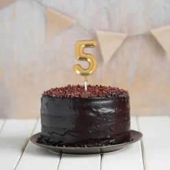 Chiffre 3D 5 doré sur pique