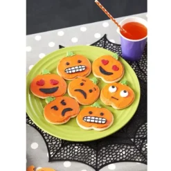 Emporte-pièces assortis Halloween Wilton (x18)